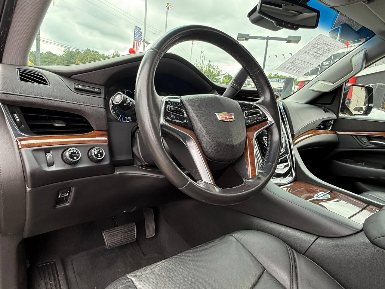 Cadillac Escalade Premium 4WD 2016