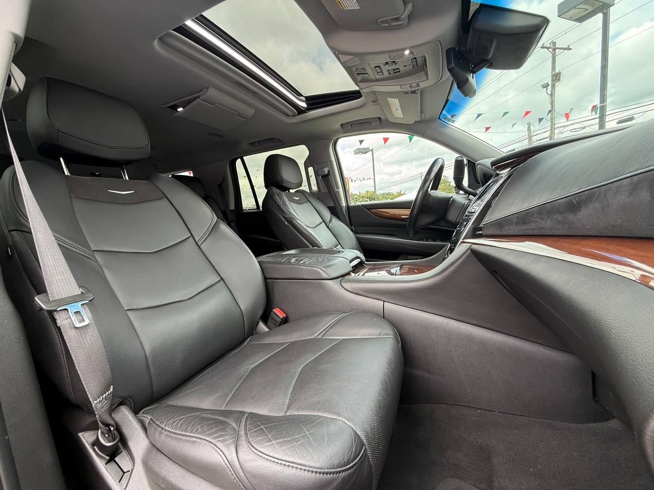 Cadillac Escalade Premium 4WD 2016