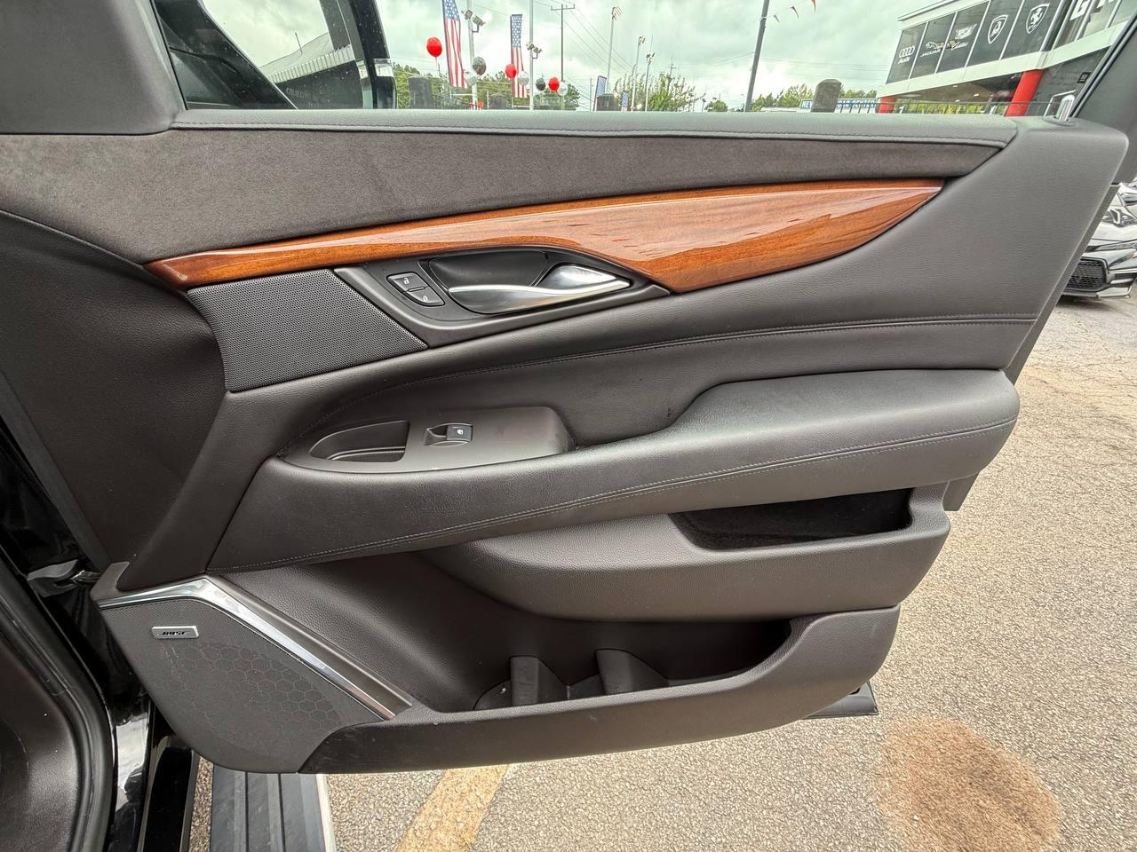 Cadillac Escalade Premium 4WD 2016