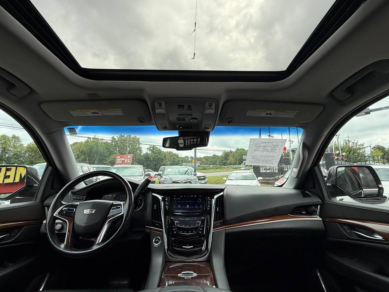Cadillac Escalade Premium 4WD 2016