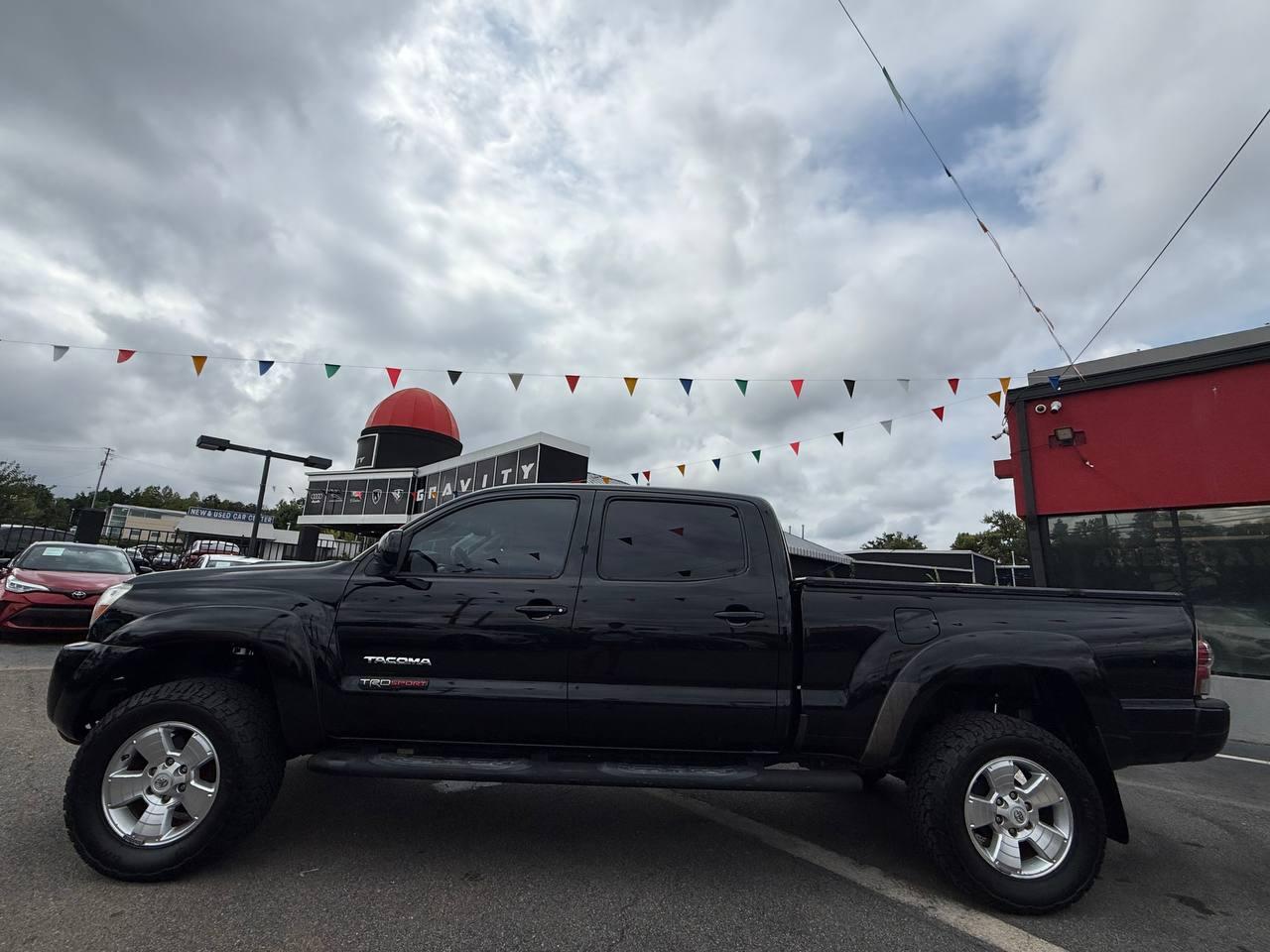 Toyota Tacoma Double Cab Long Bed V6 Auto 4WD 2011