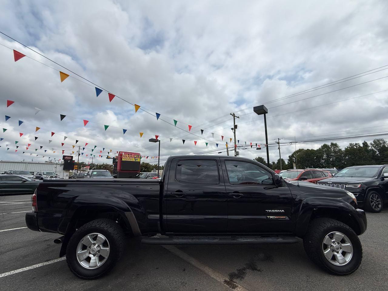 Toyota Tacoma Double Cab Long Bed V6 Auto 4WD 2011