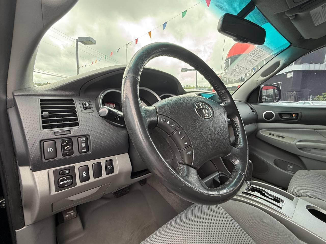 Toyota Tacoma Double Cab Long Bed V6 Auto 4WD 2011