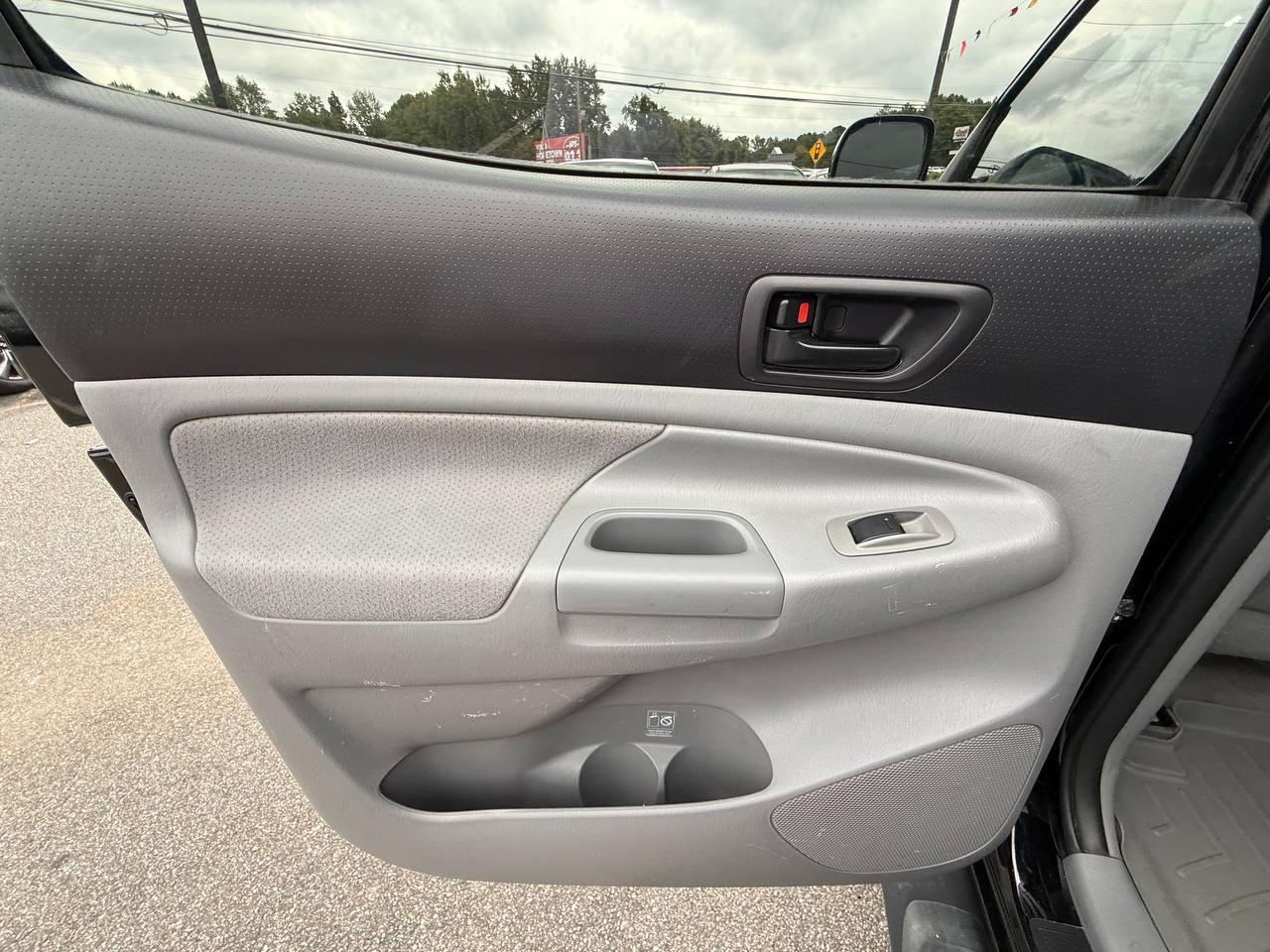 Toyota Tacoma Double Cab Long Bed V6 Auto 4WD 2011
