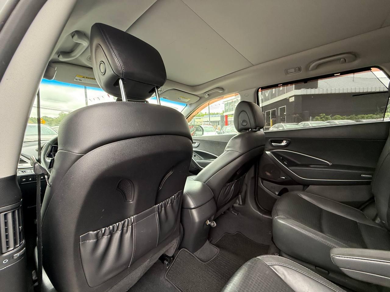 Hyundai Santa Fe Limited FWD 2014