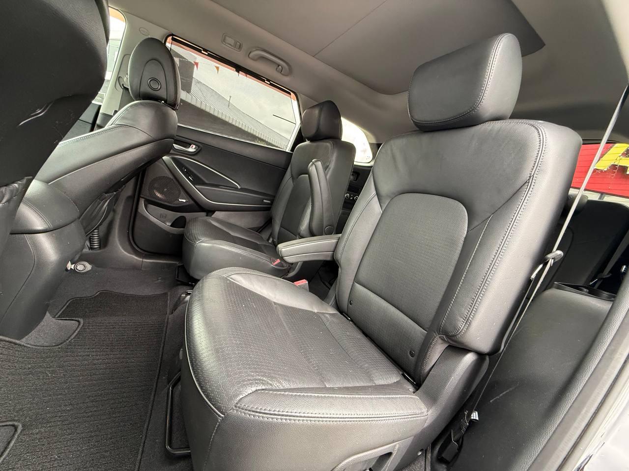 Hyundai Santa Fe Limited FWD 2014