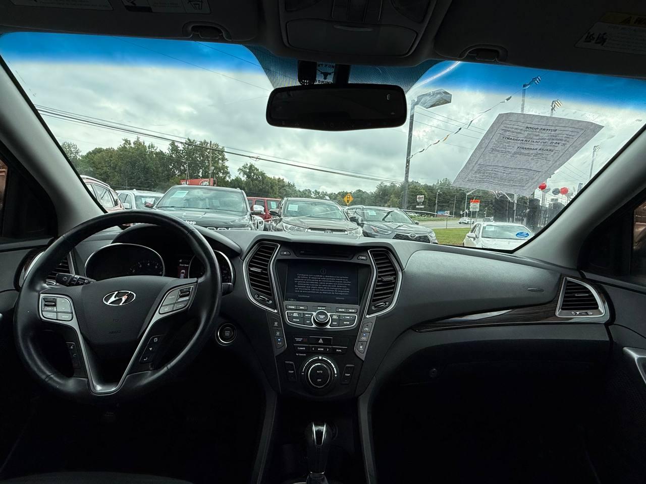 Hyundai Santa Fe Limited FWD 2014