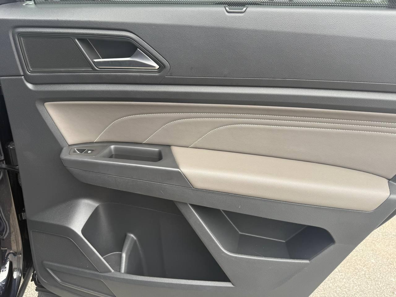 Volkswagen Atlas SE 2023