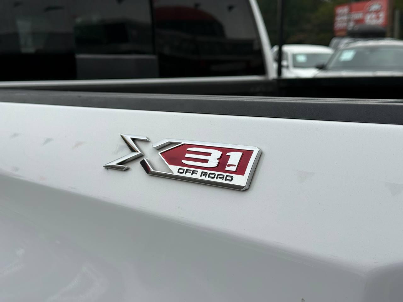 GMC Sierra 1500 Limited SLT Crew Cab Short Box 4WD 2022