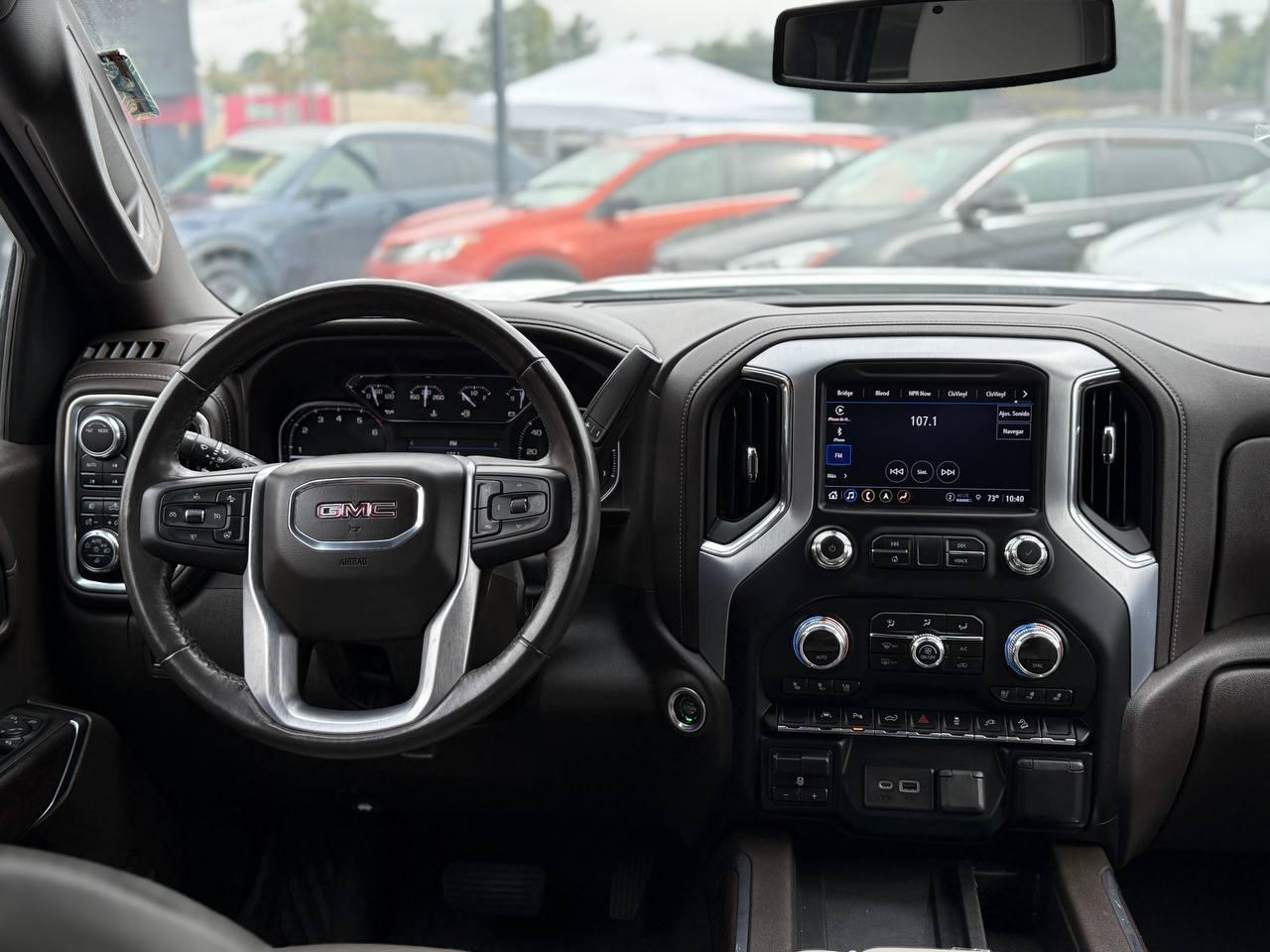 GMC Sierra 1500 Limited SLT Crew Cab Short Box 4WD 2022