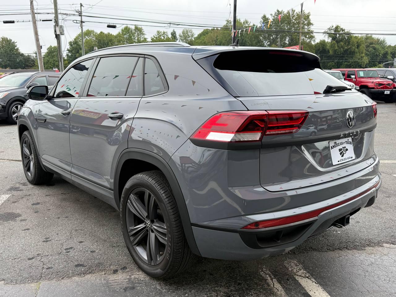 Volkswagen Atlas Cross Sport V6 SE w/Technology R-Line 2021