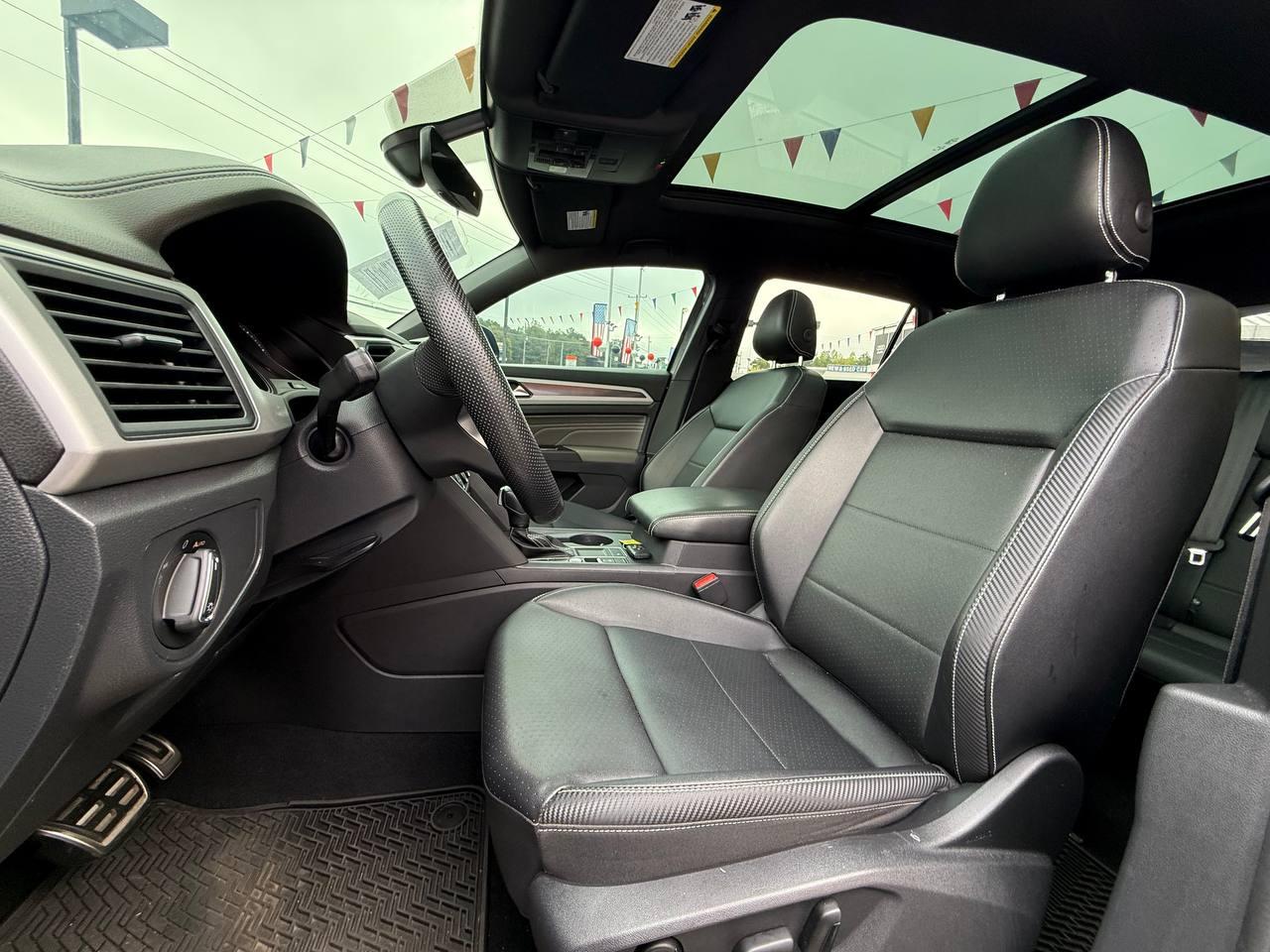 Volkswagen Atlas Cross Sport V6 SE w/Technology R-Line 2021