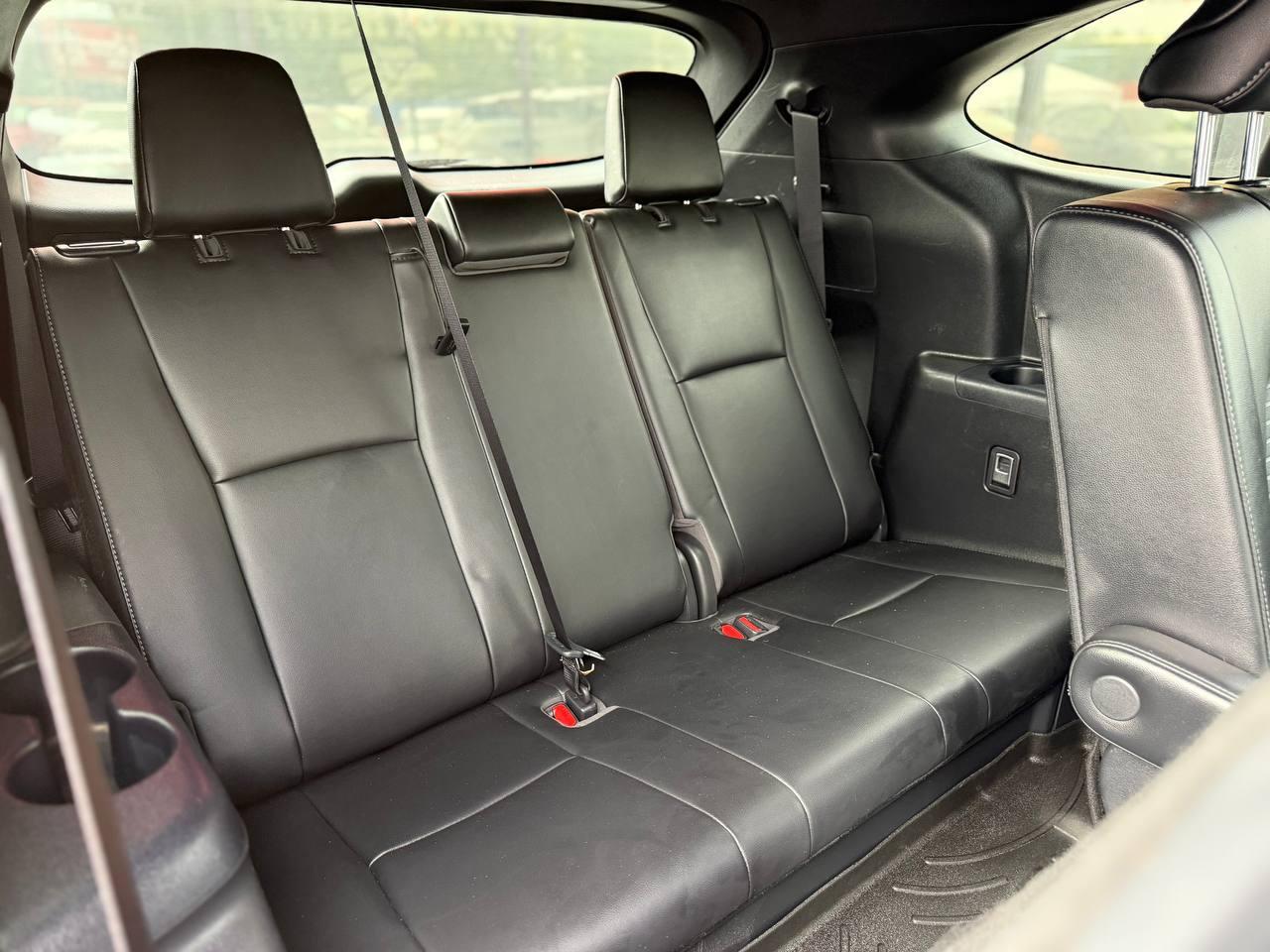 Toyota Highlander XSE FWD V6 2021
