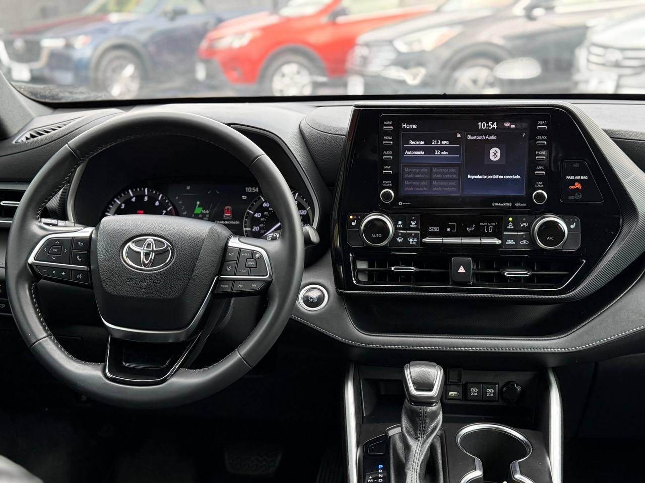 Toyota Highlander XSE FWD V6 2021