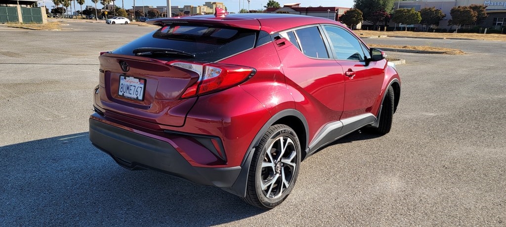 Toyota C-HR XLE 2018 Toyota C-HR XLE 2018