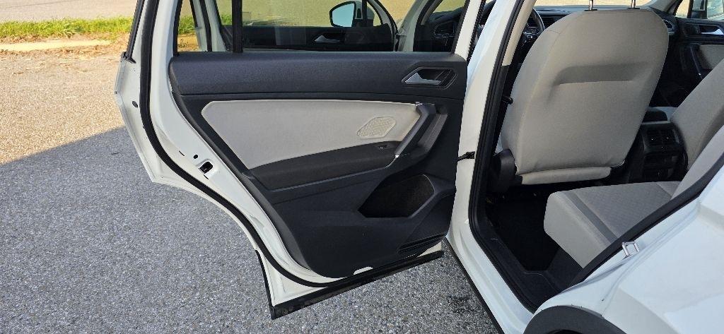 Volkswagen Tiguan S 2020