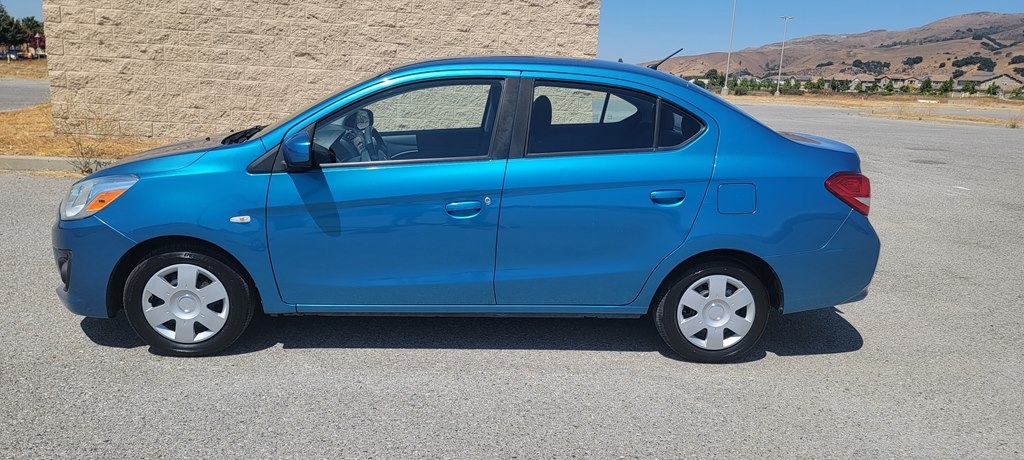 Mitsubishi Mirage G4 ES CVT 2017 Mitsubishi Mirage G4 ES CVT 2017