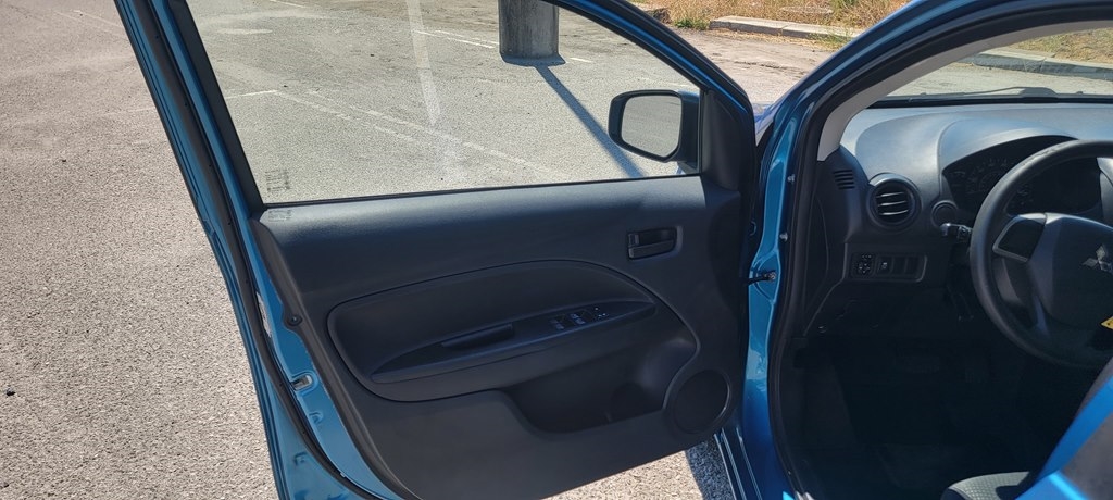 Mitsubishi Mirage G4 ES CVT 2017 Mitsubishi Mirage G4 ES CVT 2017