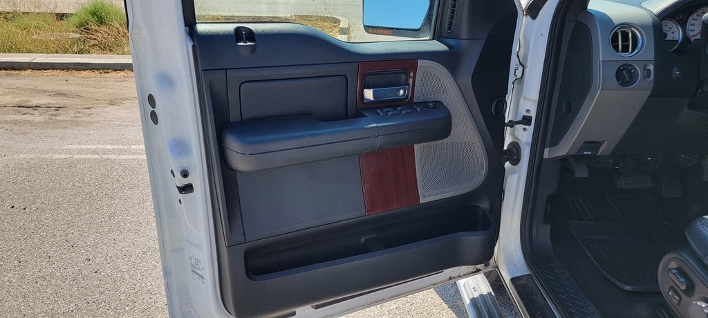 Ford F-150 Lariat SuperCrew 4WD 2007 Ford F-150 Lariat SuperCrew 4WD 2007