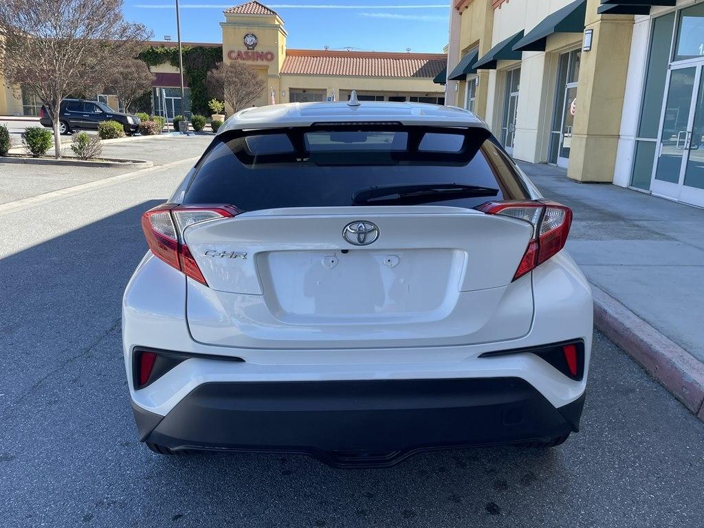 Toyota C-HR XLE 2018