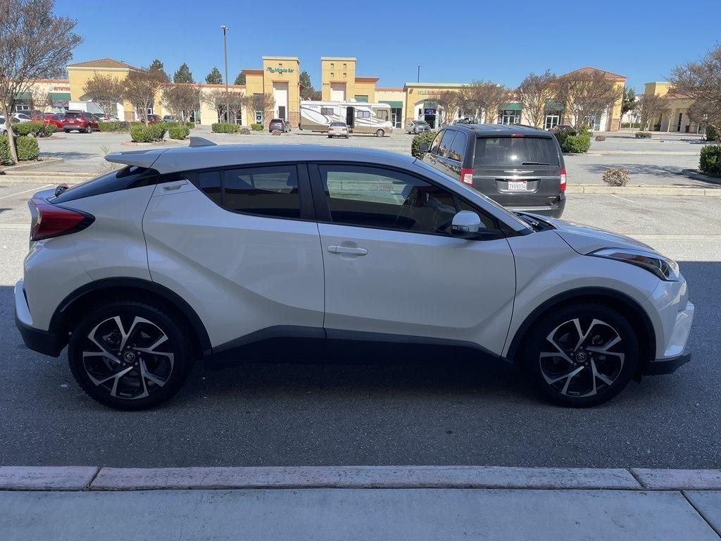 Toyota C-HR XLE 2018