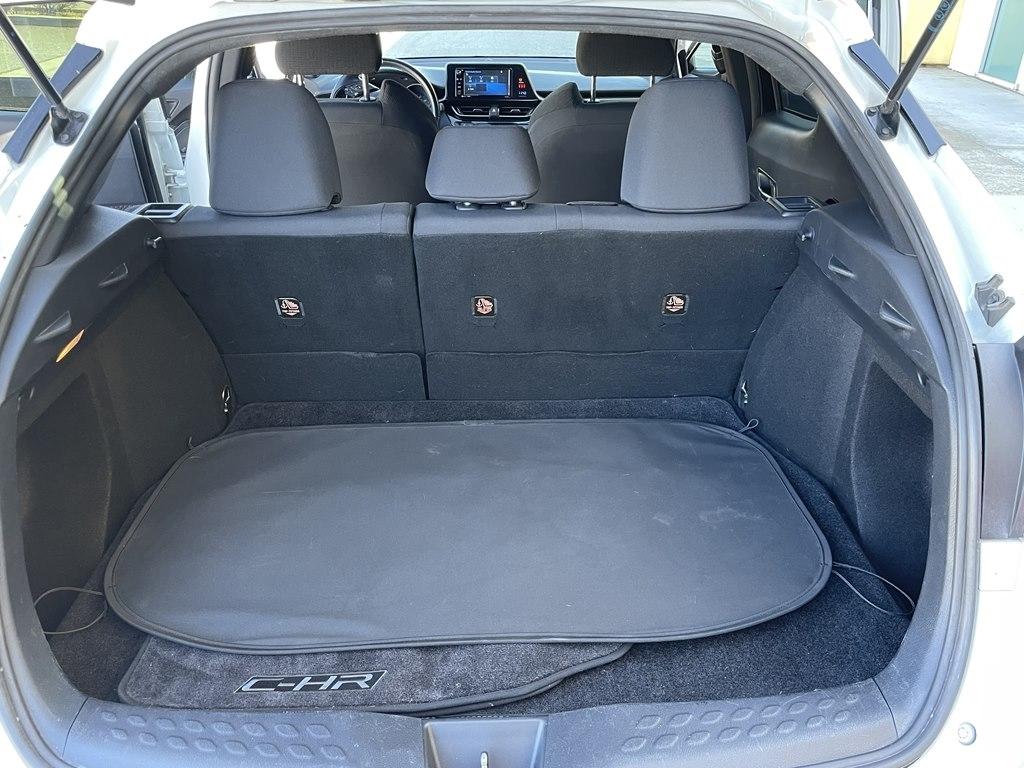 Toyota C-HR XLE 2018