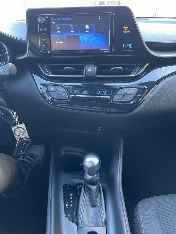 Toyota C-HR XLE 2018