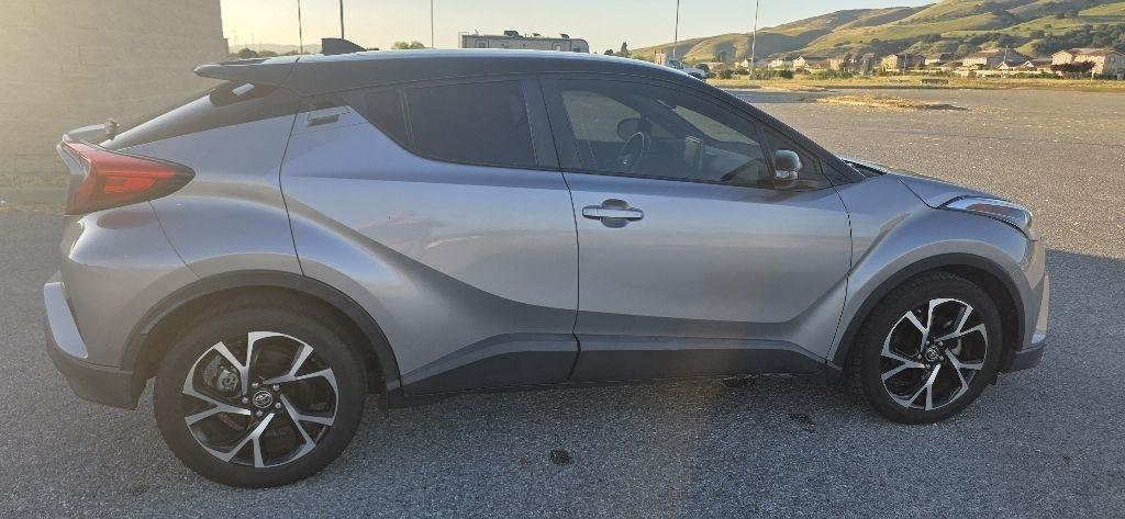 Toyota C-HR LE 2019
