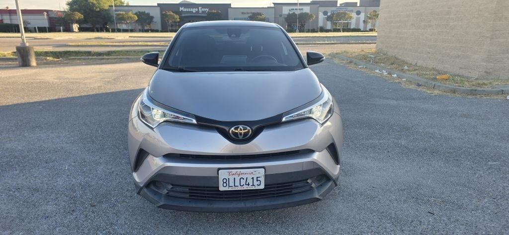 Toyota C-HR LE 2019