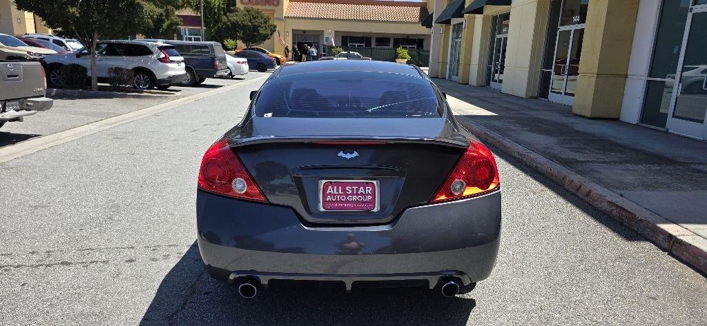 Nissan Altima 2.5 S CVT Coupe 2011
