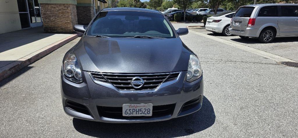 Nissan Altima 2.5 S CVT Coupe 2011