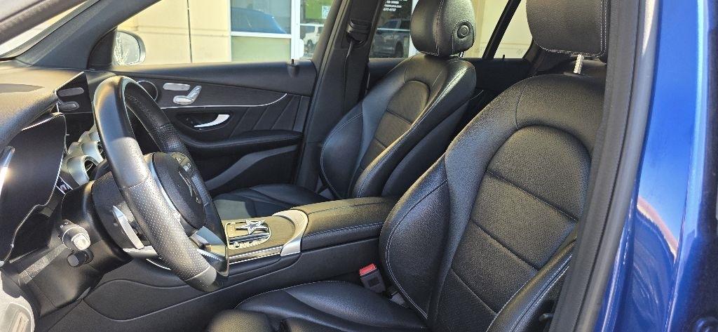 Mercedes-Benz GLC-Class GLC300 2022