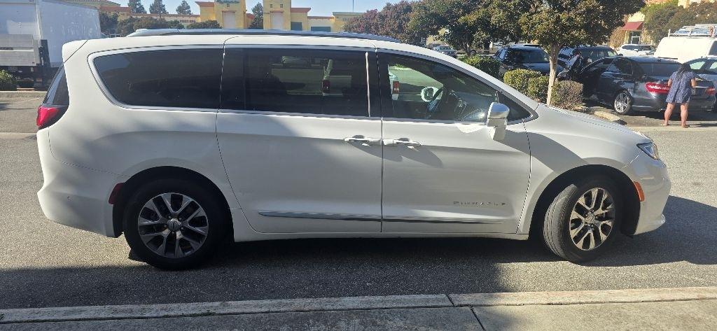 Chrysler Pacifica Hybrid Pinnacle 2022