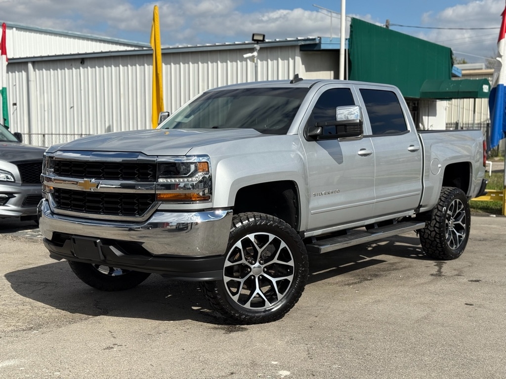 2018 Chevrolet Silverado 1500 LT Crew Cab 2WD SWB
