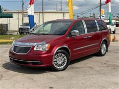 2015 Chrysler Town & Country 