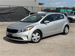 2017 Kia Forte 5-Door 
