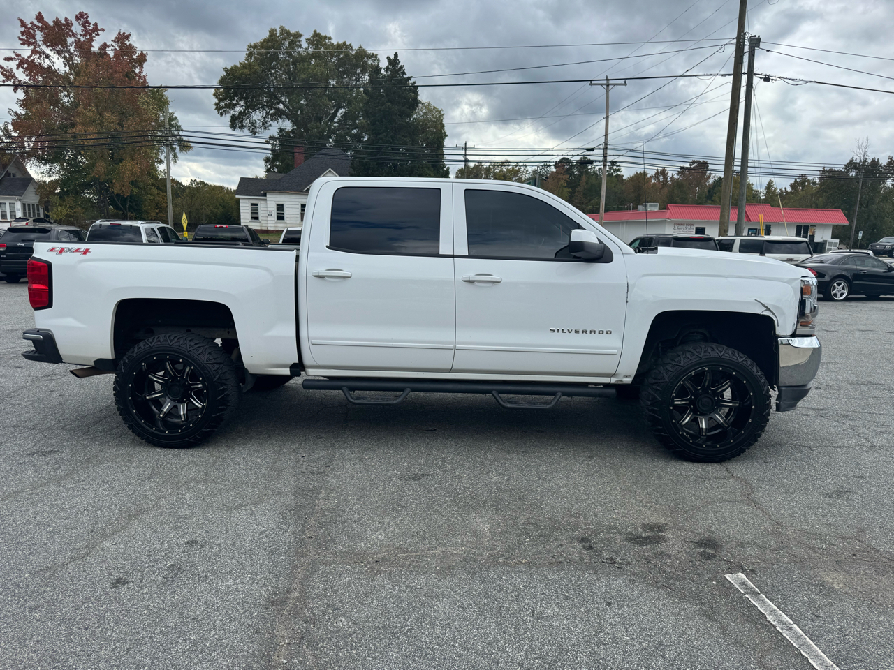Chevrolet Silverado 1500 LT Crew Cab 4WD 2017