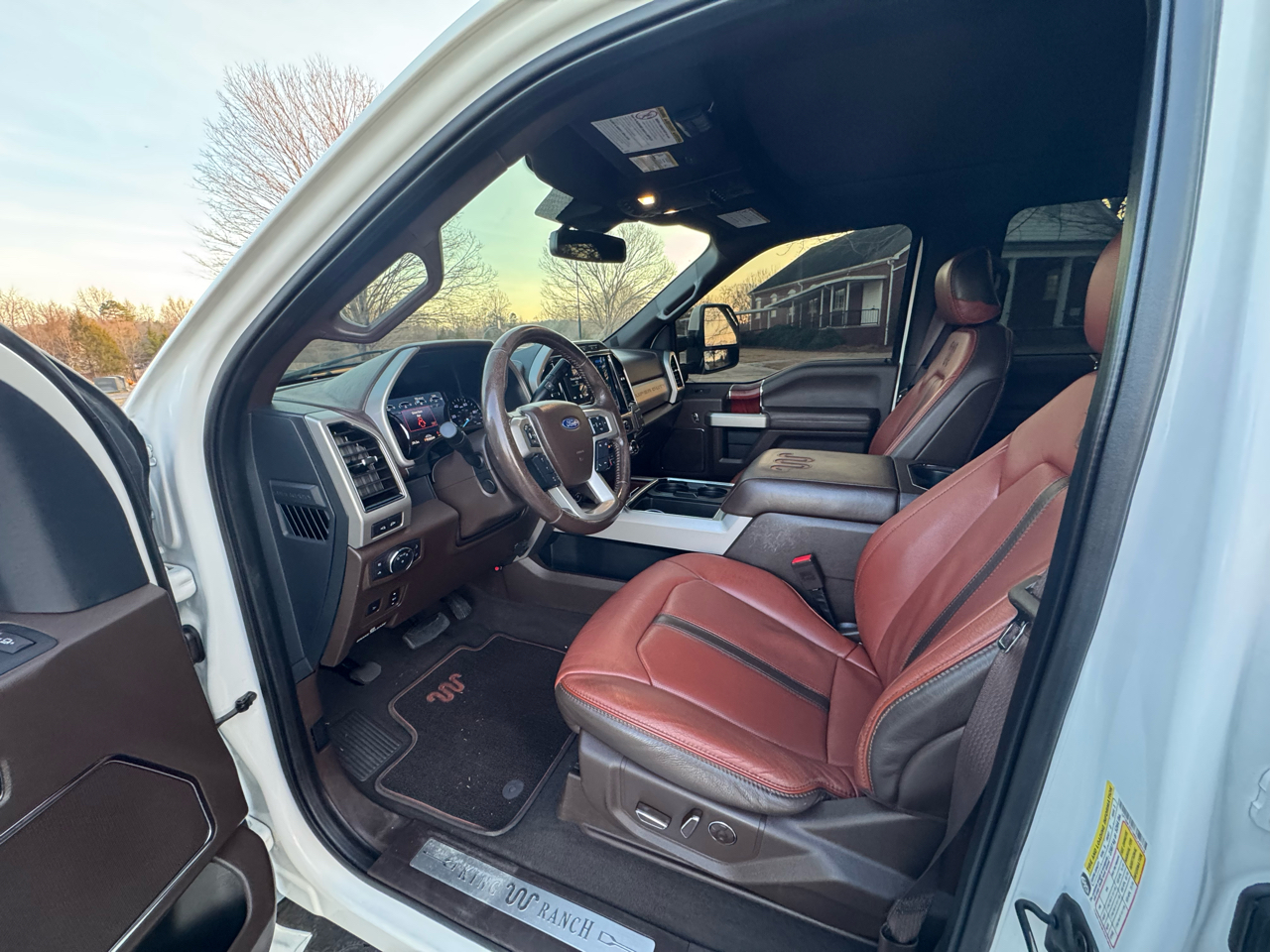 Ford F-350 SD XL Crew Cab Long Bed DRW 4WD 2022