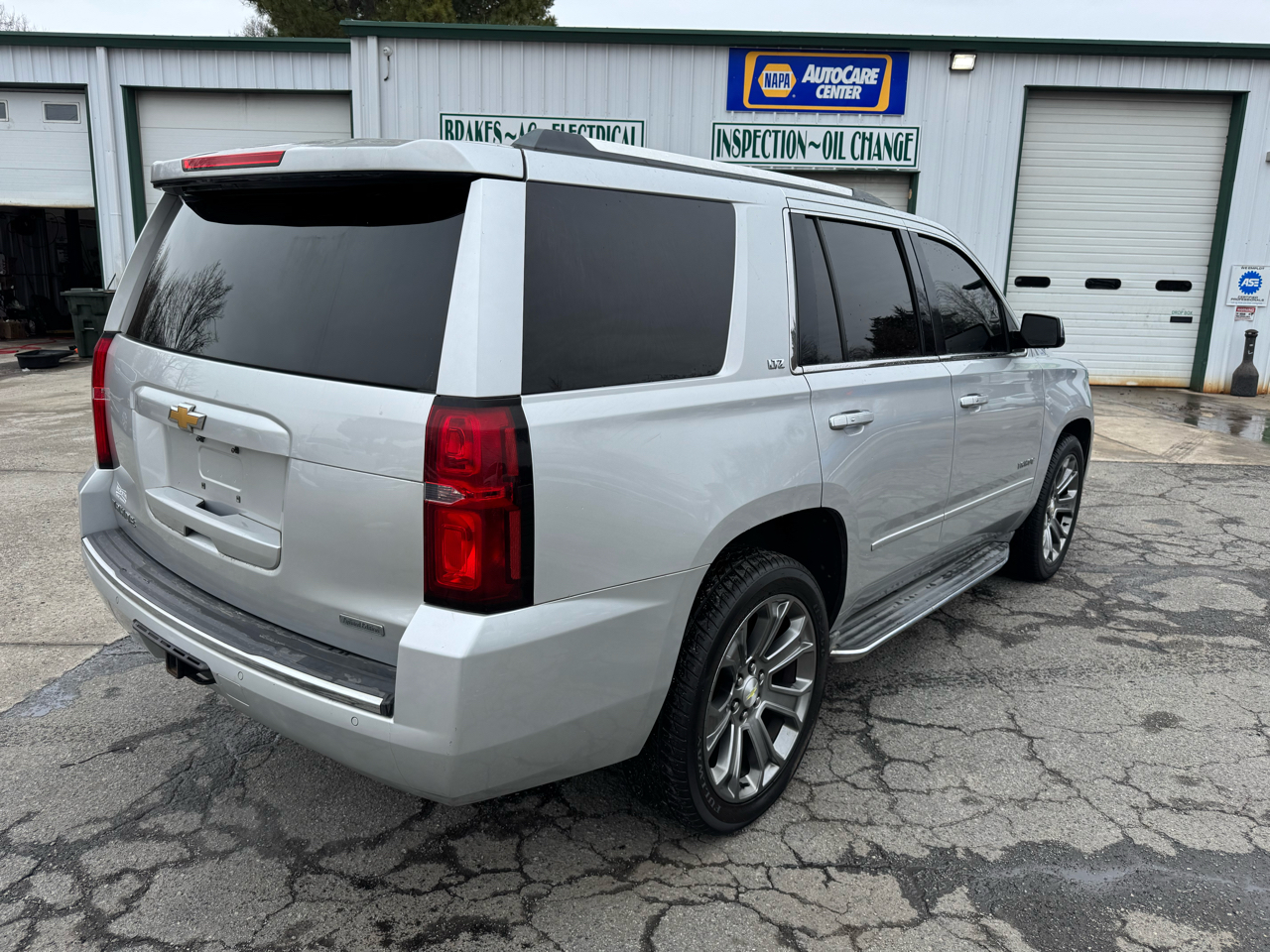Chevrolet Tahoe LTZ 4WD 2015
