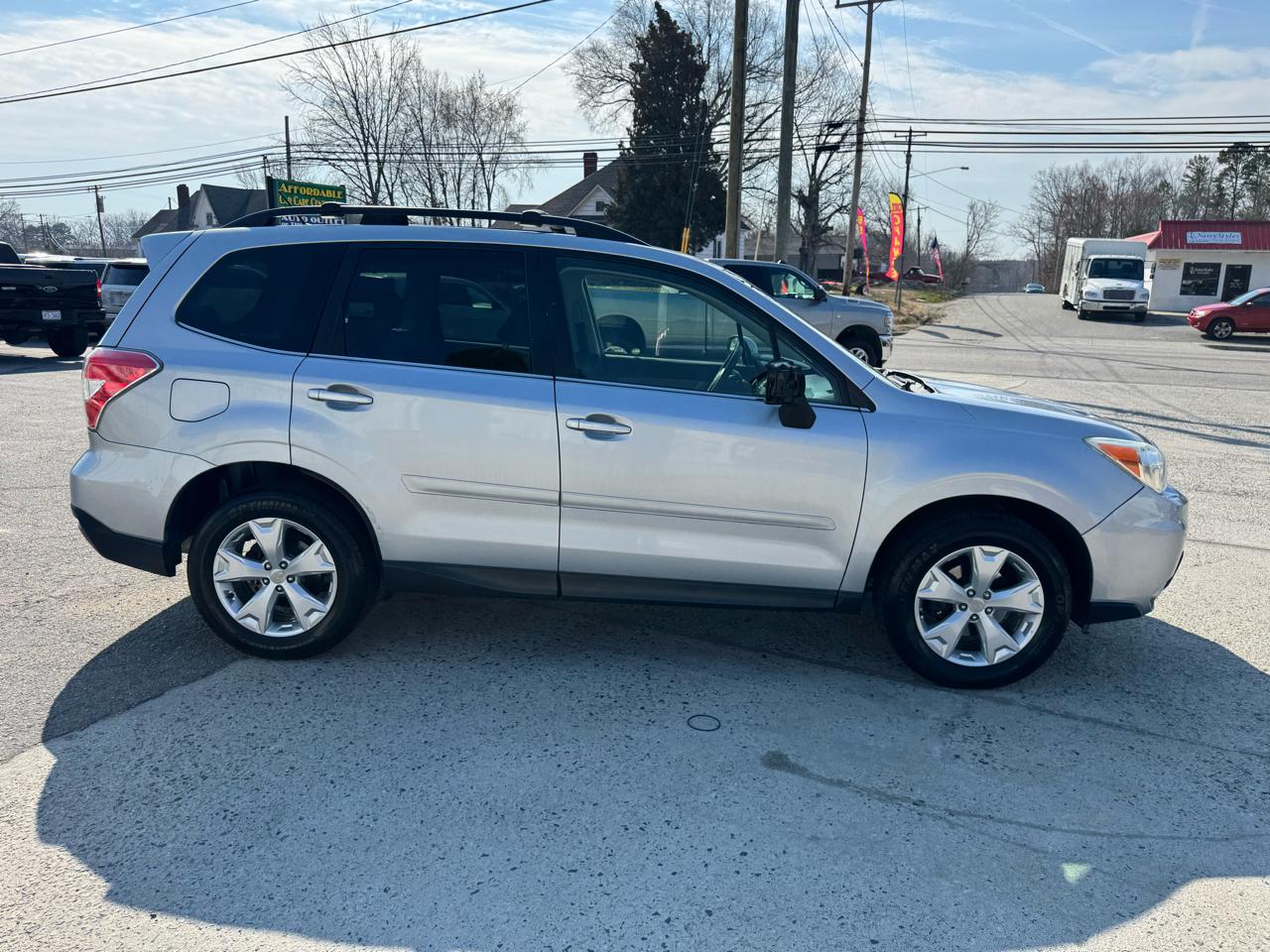 Subaru Forester 2.5i Limited 2014
