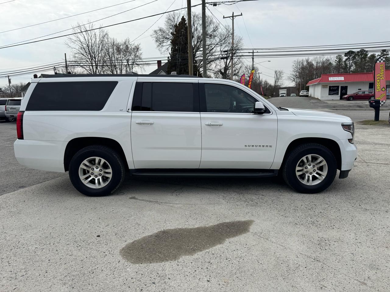 Chevrolet Suburban LT 4WD 2017