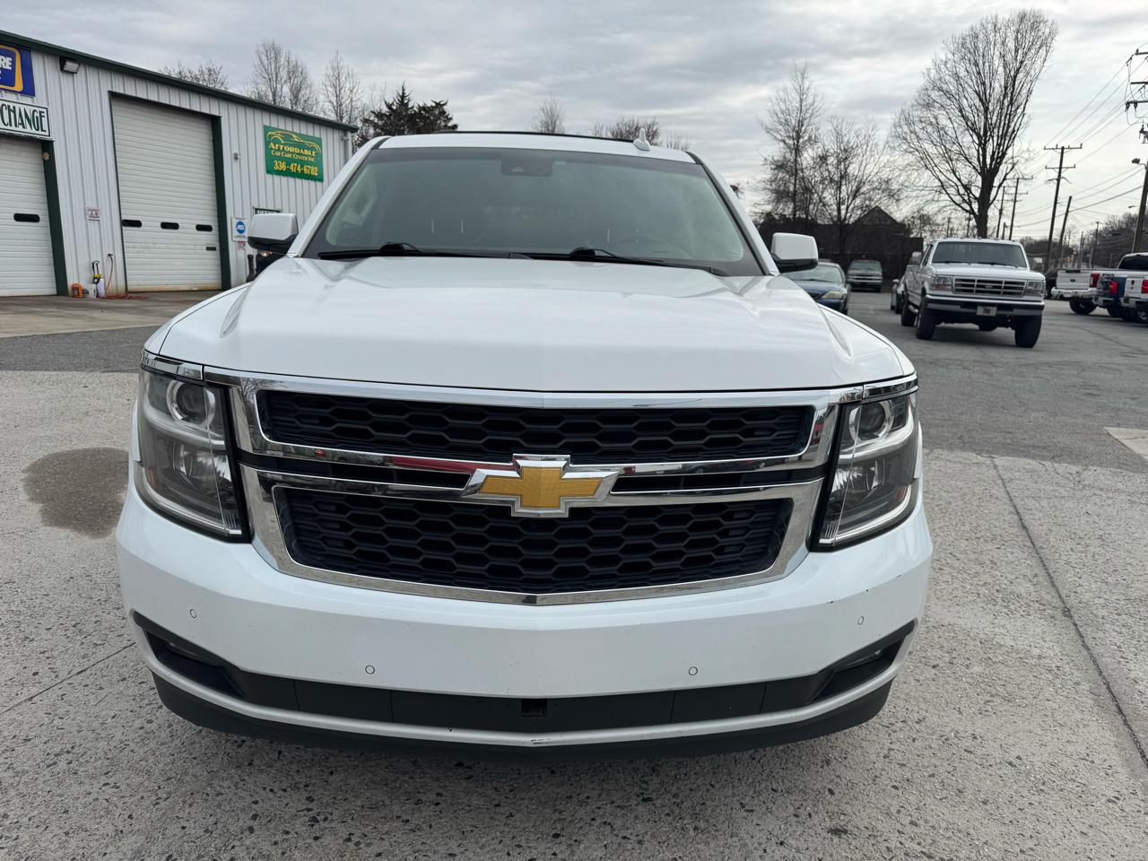 Chevrolet Suburban LT 4WD 2017