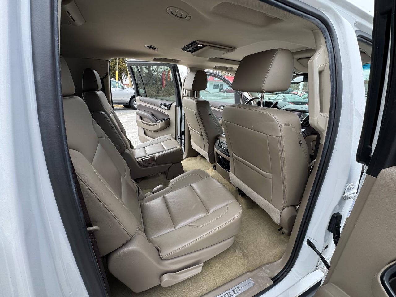 Chevrolet Suburban LT 4WD 2017