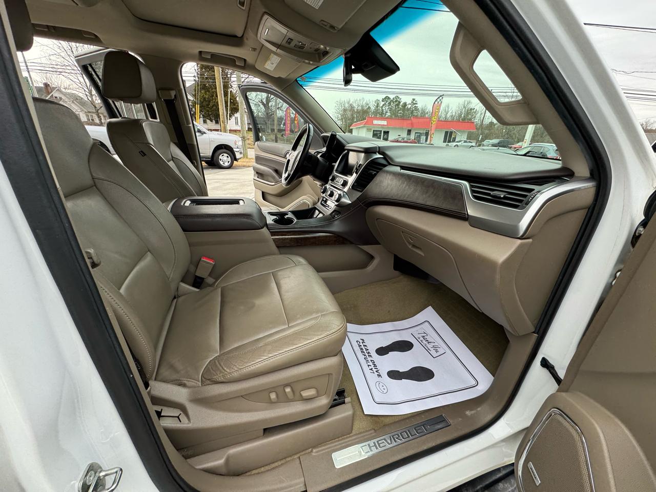 Chevrolet Suburban LT 4WD 2017