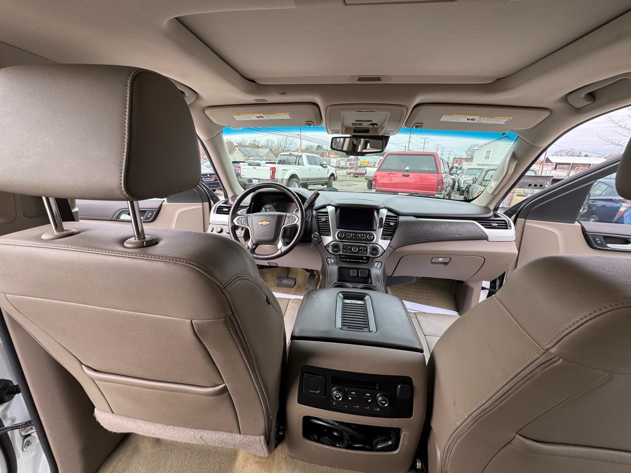 Chevrolet Suburban LT 4WD 2017