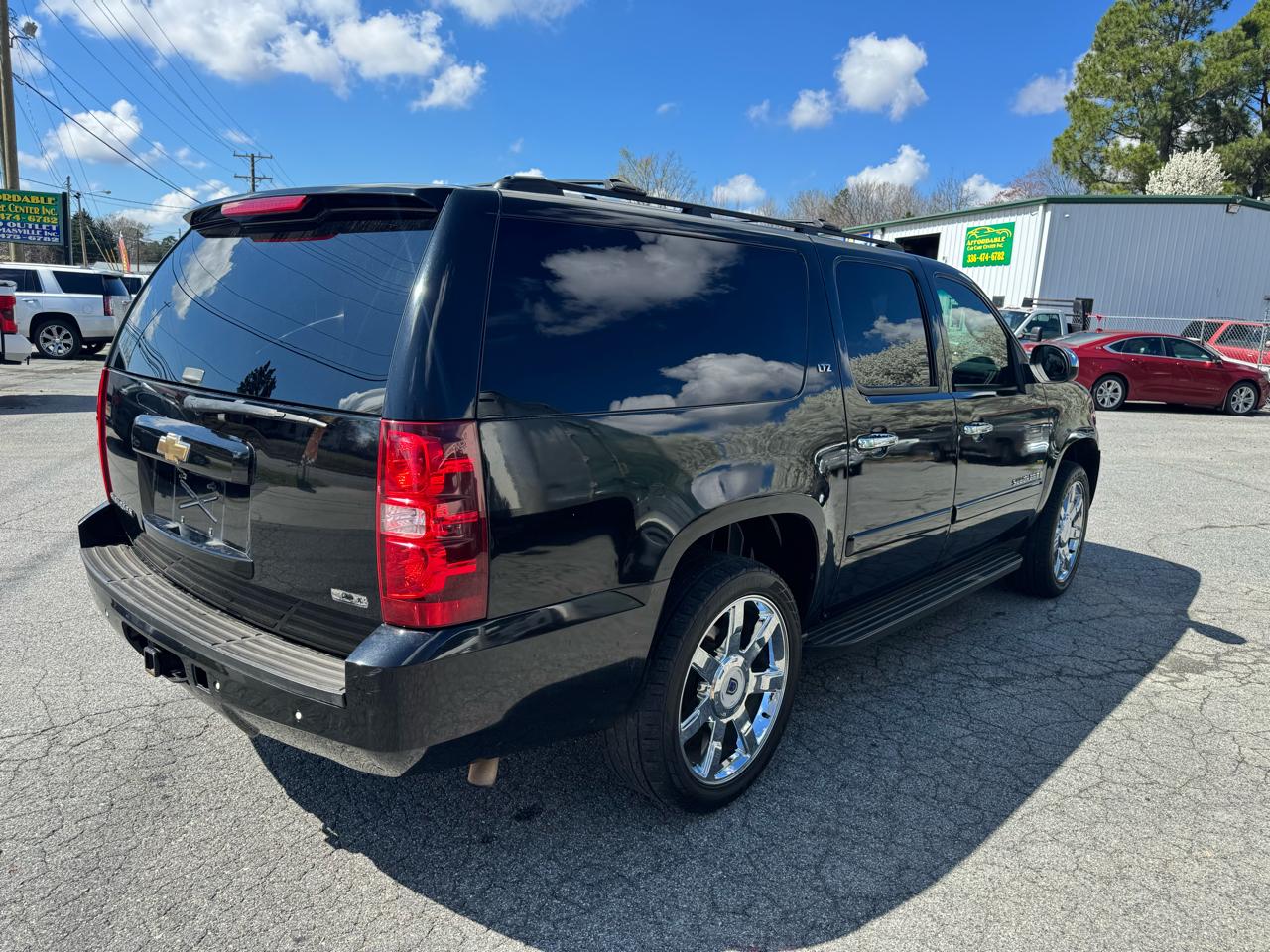 Chevrolet Suburban LS 1500 4WD 2007