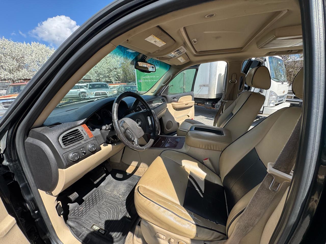 Chevrolet Suburban LS 1500 4WD 2007