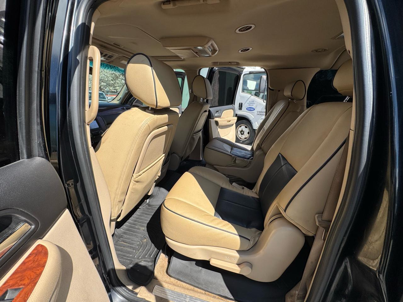 Chevrolet Suburban LS 1500 4WD 2007