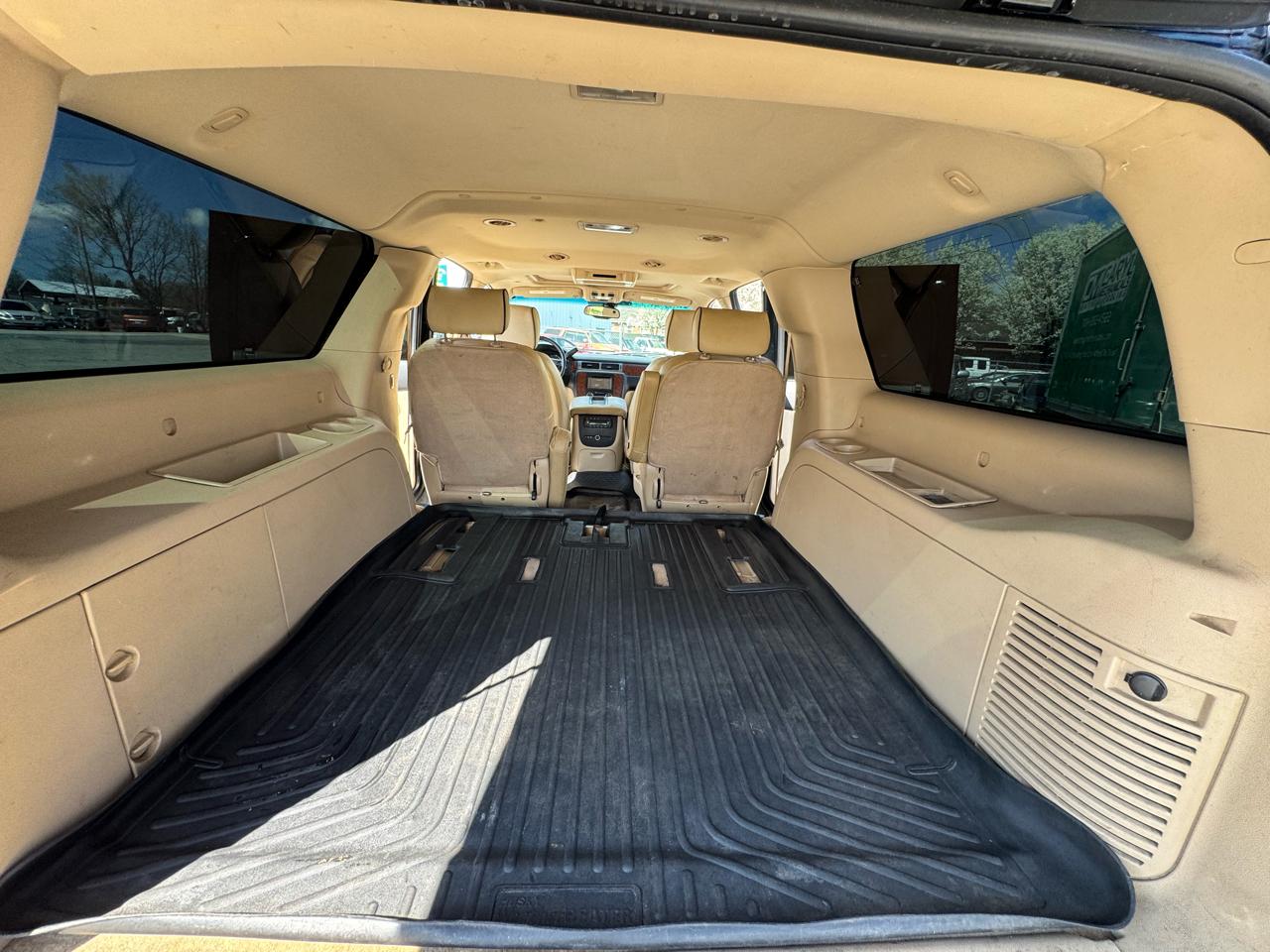 Chevrolet Suburban LS 1500 4WD 2007