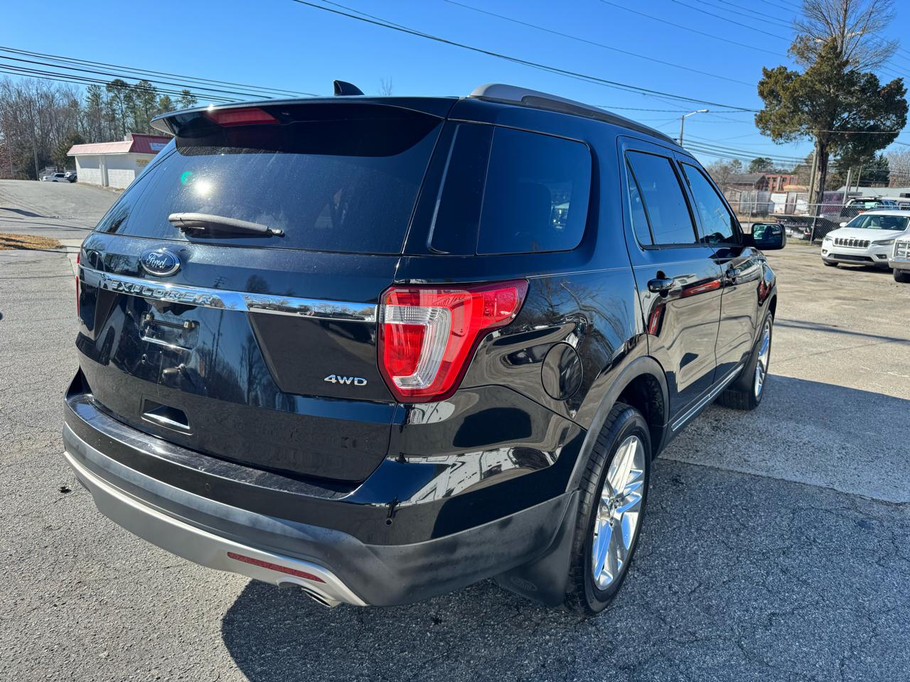 Ford Explorer XLT 4WD 2016